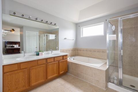 2800 Adobe Dr, Plainfield, IL 60586 photo 9