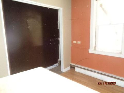 2548 E 109th St, Chicago, IL 60617 photo 8
