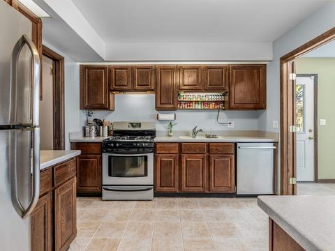 1505 Coolidge Ave, Wheaton, IL 60189 photo 8