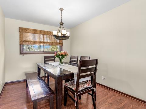 1505 Coolidge Ave, Wheaton, IL 60189 photo 4