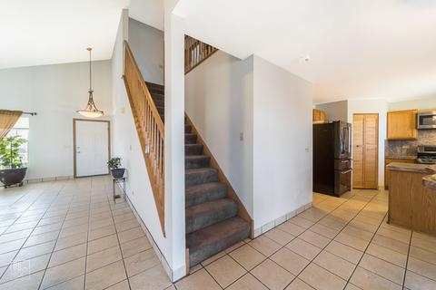 5917 Lake Pointe Dr, Plainfield, IL 60586 photo 8