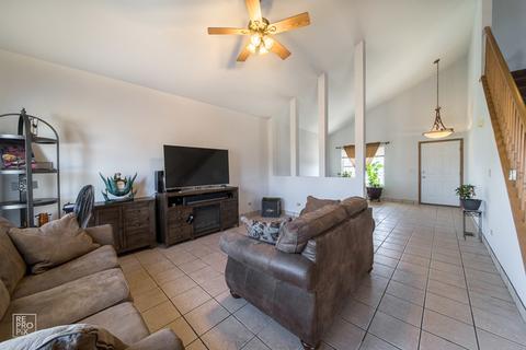 5917 Lake Pointe Dr, Plainfield, IL 60586 photo 3