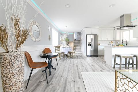 6524 S Champlain Ave, Chicago, IL 60637 photo 9