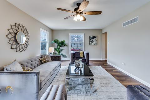 3100 Art Schultz Dr, Plainfield, IL 60586 photo 5