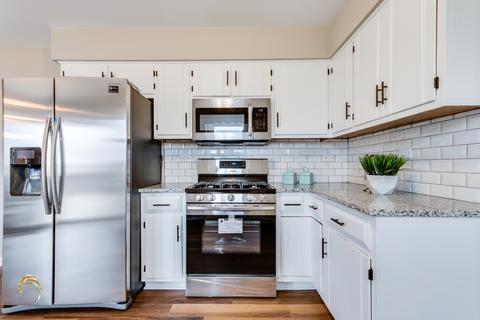 3100 Art Schultz Dr, Plainfield, IL 60586 photo 8