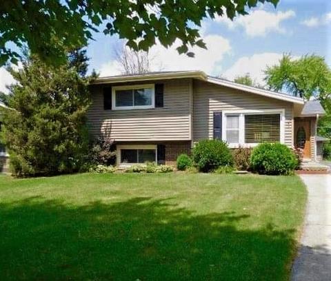 1007 Wilson Ave, Wheaton, IL 60189 photo 2
