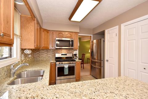 720 Bayberry Dr, Bartlett, IL 60103 photo 5