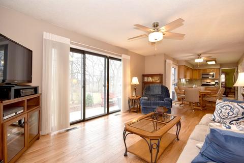 720 Bayberry Dr, Bartlett, IL 60103 photo 9
