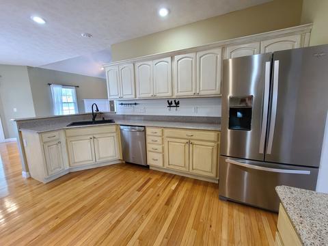 2389 Sanford Ln, Normal, IL 61761 photo 13