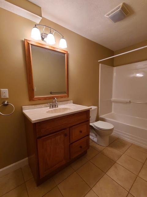 2389 Sanford Ln, Normal, IL 61761 photo 33