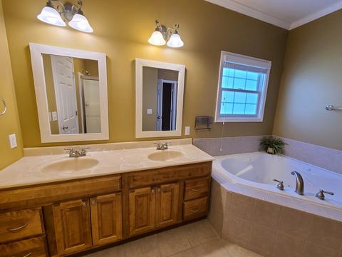 2389 Sanford Ln, Normal, IL 61761 photo 18