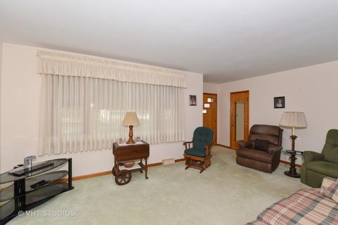 425 Prairie Ave, Beecher, IL 60401 photo 2