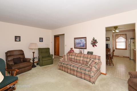425 Prairie Ave, Beecher, IL 60401 photo 3