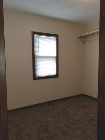 5310 W West Ln, Mccullom Lake, IL 60050 photo 9