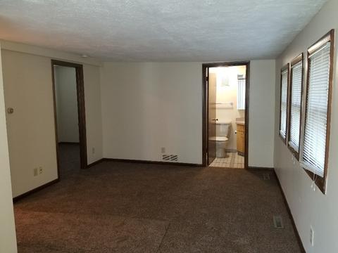 5310 W West Ln, Mccullom Lake, IL 60050 photo 8