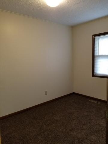 5310 W West Ln, Mccullom Lake, IL 60050 photo 10