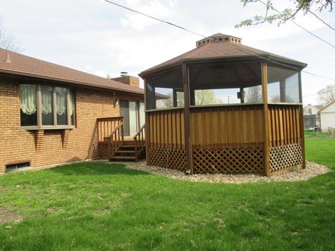 10 13th St, Peru, IL 61354 photo 2