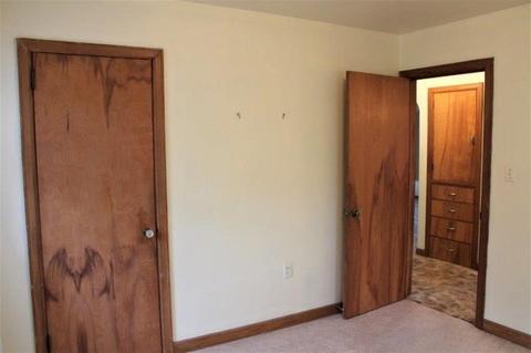 317 N Jackson St, Morrison, IL 61270 photo 12