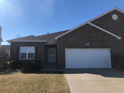 1945 Eagle Dr, Morris, IL 60450 photo 1