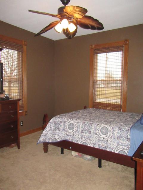 303 N Front St, Danforth, IL 60930 photo 20