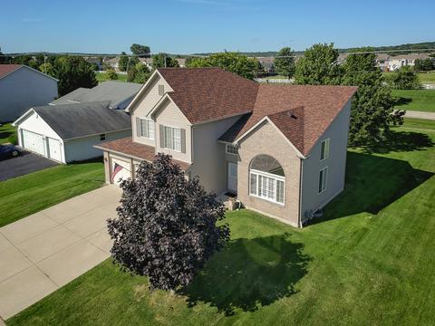 619 Wimbleton Trl, Mchenry, IL 60050 photo 2