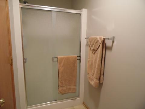 619 Wimbleton Trl, Mchenry, IL 60050 photo 16