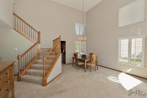 619 Wimbleton Trl, Mchenry, IL 60050 photo 5