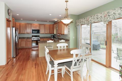 568 E Lincoln Ave, Des Plaines, IL 60018 photo 10