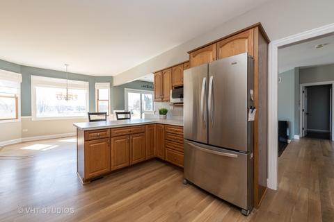 211 W Lincoln Rd, Mchenry, IL 60051 photo 5