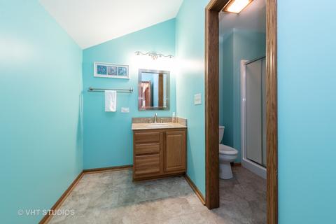 211 W Lincoln Rd, Mchenry, IL 60051 photo 9