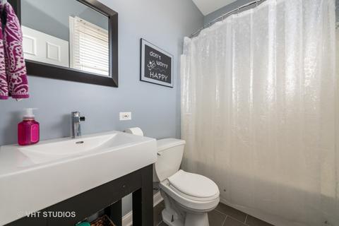 211 W Lincoln Rd, Mchenry, IL 60051 photo 11