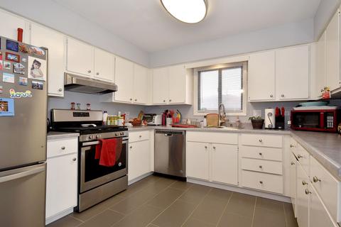 598 Rush St, Roselle, IL 60172 photo 40