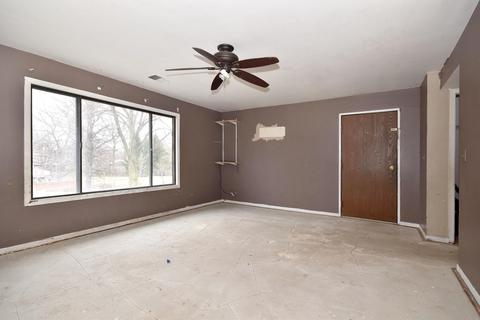 598 Rush St, Roselle, IL 60172 photo 24