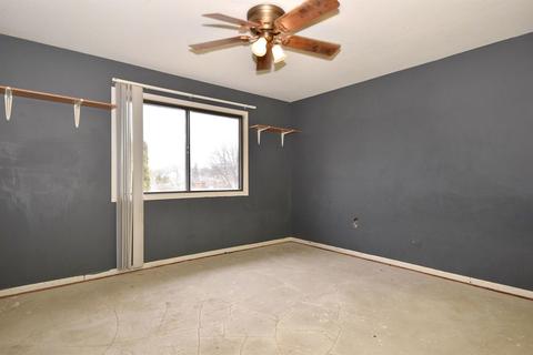 598 Rush St, Roselle, IL 60172 photo 25