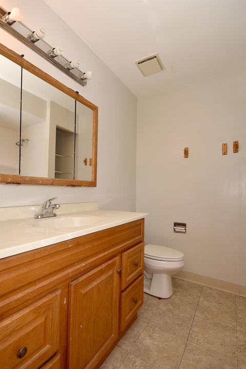 598 Rush St, Roselle, IL 60172 photo 28