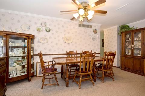 598 Rush St, Roselle, IL 60172 photo 6