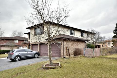 598 Rush St, Roselle, IL 60172 photo 3