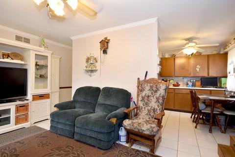 598 Rush St, Roselle, IL 60172 photo 11