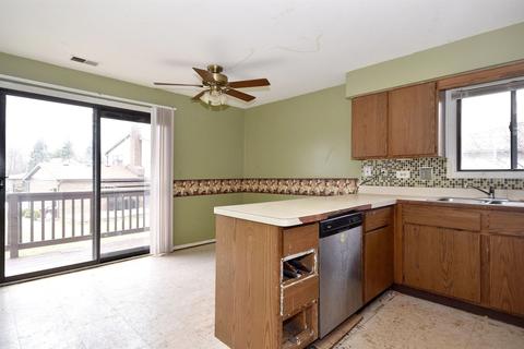 598 Rush St, Roselle, IL 60172 photo 30