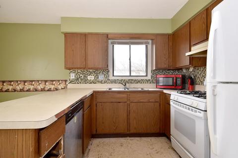 598 Rush St, Roselle, IL 60172 photo 32