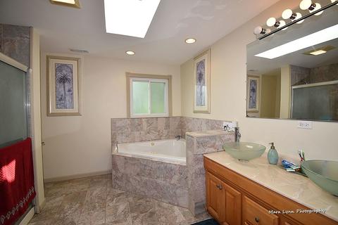795 Poppy Ln, Bartlett, IL 60103 photo 25
