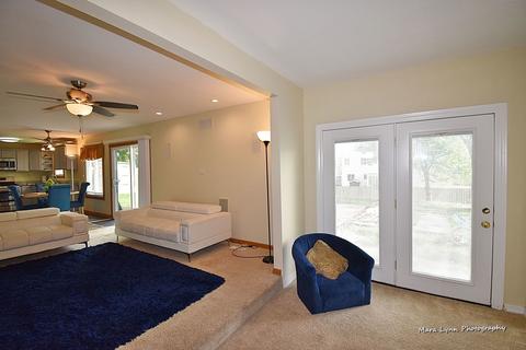 795 Poppy Ln, Bartlett, IL 60103 photo 19
