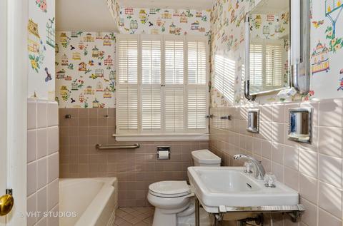 1010 Forestview Ln, Glenview, IL 60025 photo 10