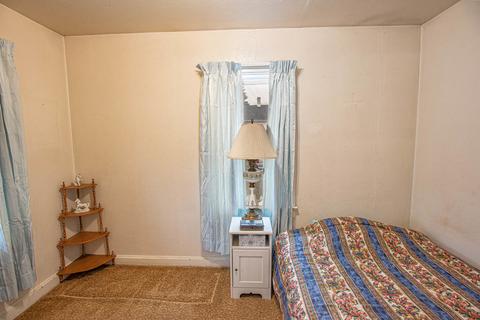 1012 Valley Ave, Joliet, IL 60432 photo 9