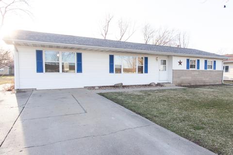 405 N 4th Ave, Chenoa, IL 61726 photo 1