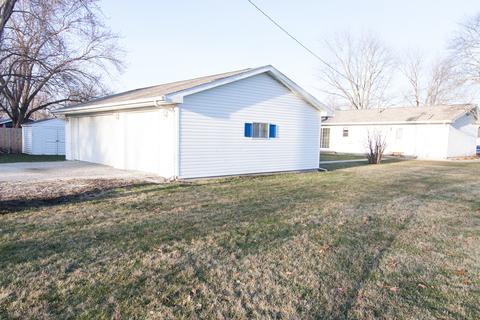 405 N 4th Ave, Chenoa, IL 61726 photo 4