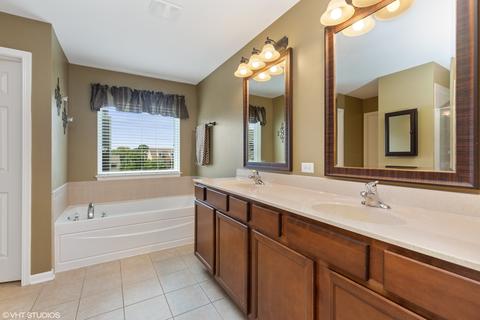 614 Aborn Ave, Elgin, IL 60124 photo 10