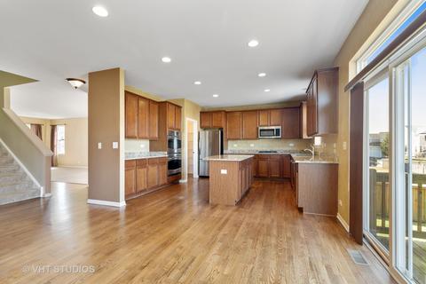 614 Aborn Ave, Elgin, IL 60124 photo 3