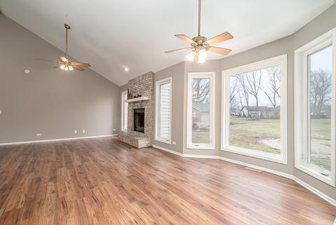 235 E Cermak Rd, Braidwood, IL 60408 photo 8