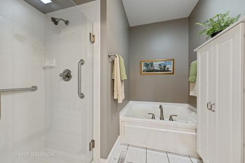 840 Pinegrove Ct, Wheaton, IL 60187 photo 20